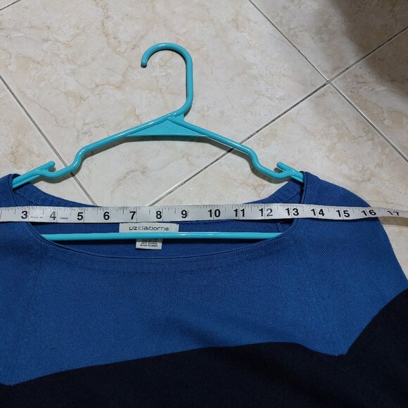 Liz Claiborne Multi Colored Top Sweet Blues Comfortable Casual Tops  SMALL - Picture 7 of 8